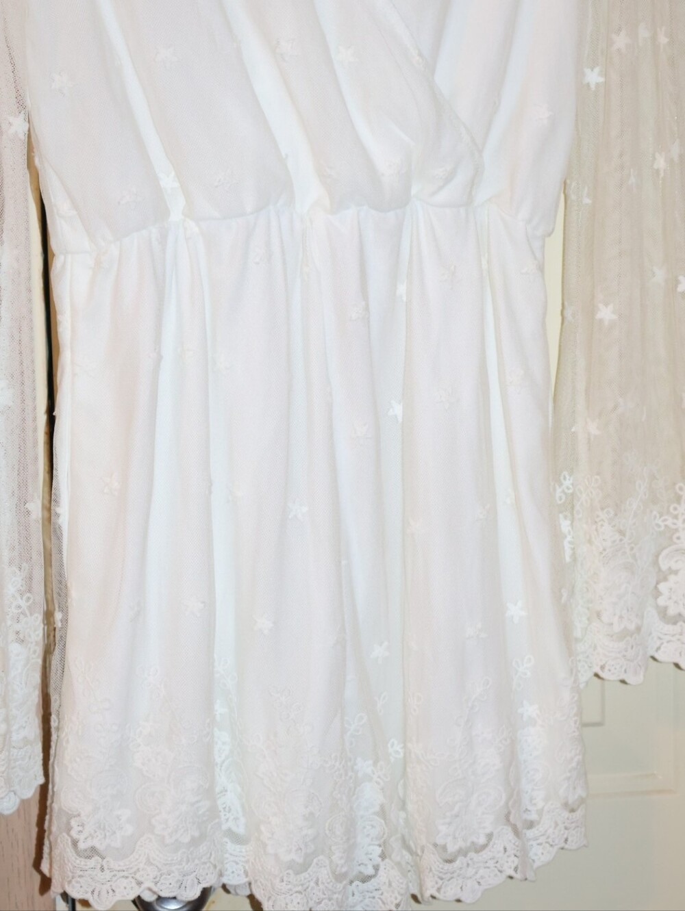 Gianni Bini White Lace Star Embroidered Long Bell-Sleeve Romper. - Picture 13 of 15